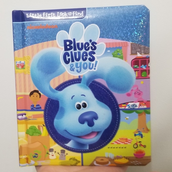 Nickelodeon Other - Blue's Clues and You hidden object book!